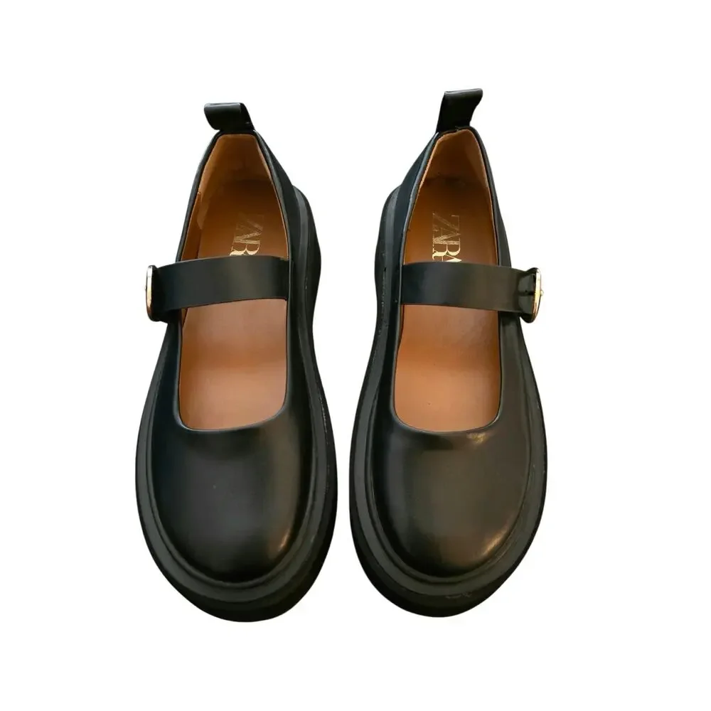 Zara dark feminine